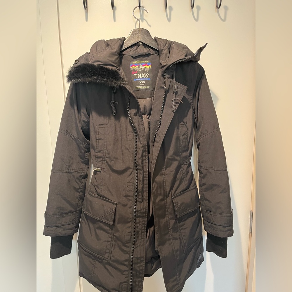 Black jacket TNA
